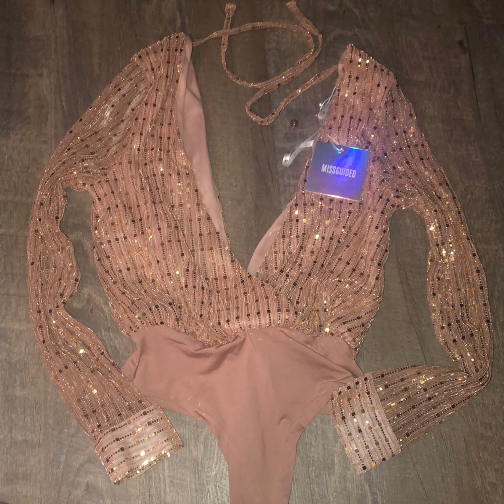 NWT Missguided Sequined Plunge Top